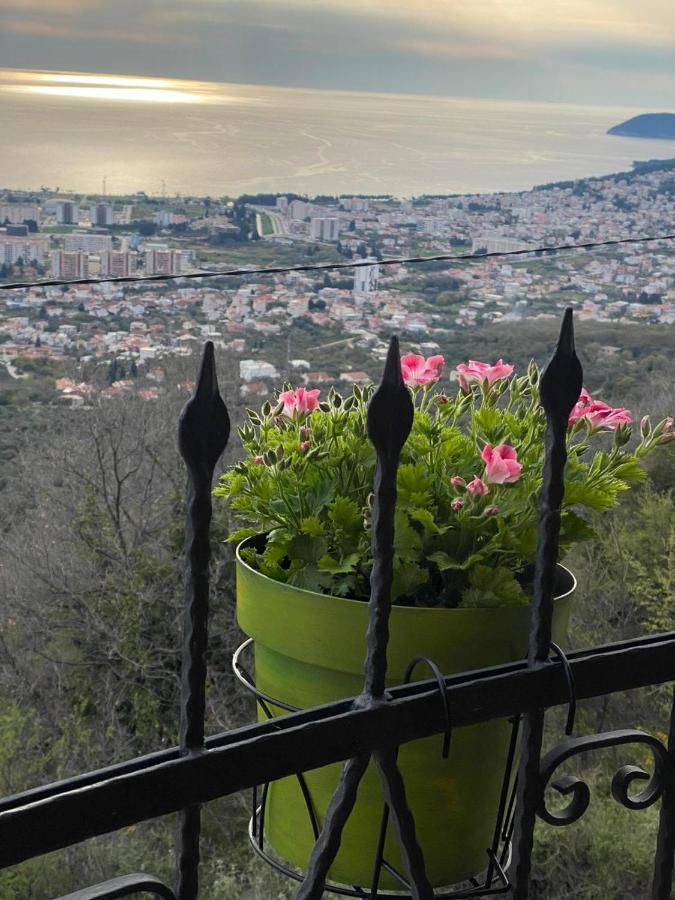 Apartmán Ranc Mujica Bar Exteriér fotografie